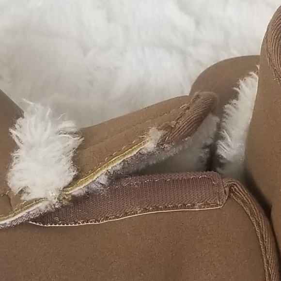 Old Navy Baby Girl Mocassin - Picture 6 of 6